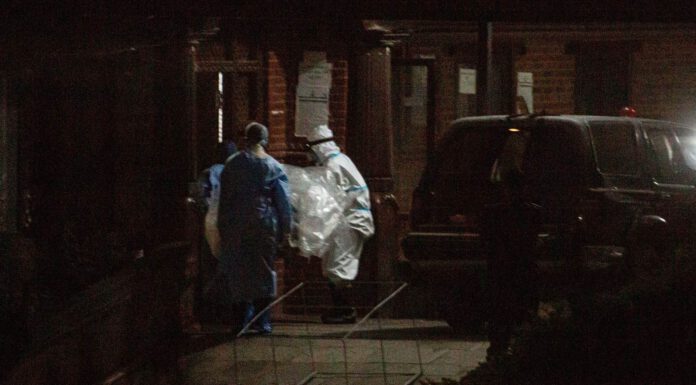 कोरोनाबाट निधन भएकी महिलाको पशुपतिको विद्युतीय शवदाहस्थलमा अन्तिम संस्कार