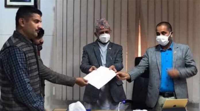 सिमानामा काँडे तार लगाउन सरकासँग माग