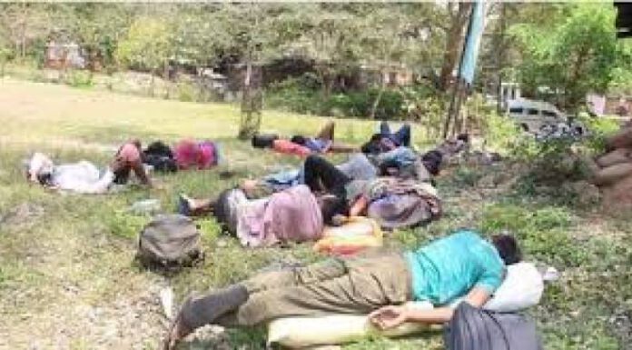 उत्तराखण्डमा नेपालीको उद्धार गर्न माग राख्दै भारतीय नेता धर्नामा !