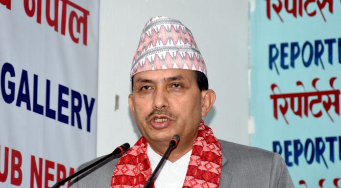 पार्टीबाट सरकारी नियुक्ति पाएकाहरुमाथि एमालेमा उठ्यो गम्भीर प्रश्न, दर्ज भयो कार्वाहीको प्रस्ताव