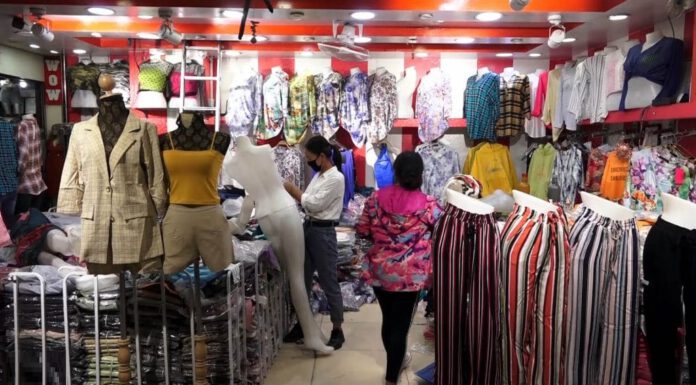 नेपाल राष्ट्रिय व्यवसायी महासंघको आह्वानमा न्यूरोड–असन र इन्द्रचोकका व्यवसायीले सबैखाले पसलहरु खोले