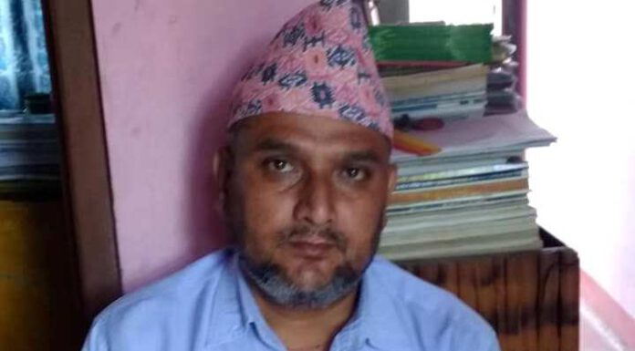 थुइक्क शिक्षकको जिन्दगी !