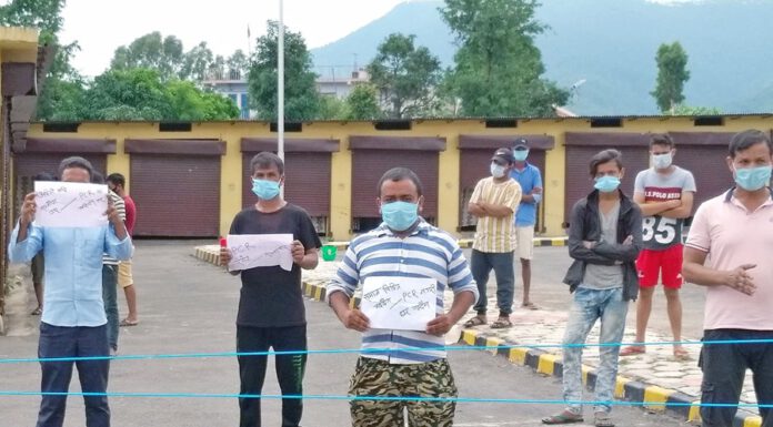 कोरोना संक्रमितको भोक हडताल !