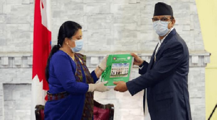महालेखाको प्रतिवेदन भन्छः संघीय सरकारमा सुशासन बढ्यो, स्थानीय तहमा बेरुजु ह्वात्तै बढ्यो