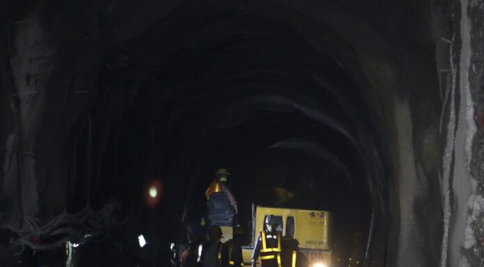 इन्द्रवती नदीमा डुंगा दुर्घटना, ४ वेपत्ता ३ जनाको उद्धार