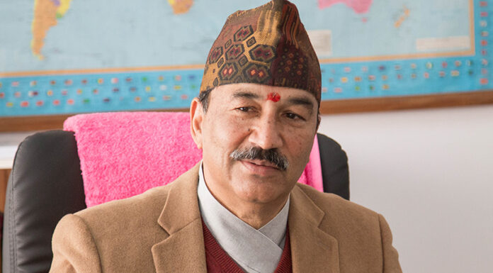 कोरोना संक्रमित राप्रपा अध्यक्ष कमल थापा आइसियूमा