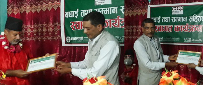 हातेमालोद्धारा किसानको तर्फबाट देवकोटा र ढकाललाई स्वागत र बधाई ज्ञापन