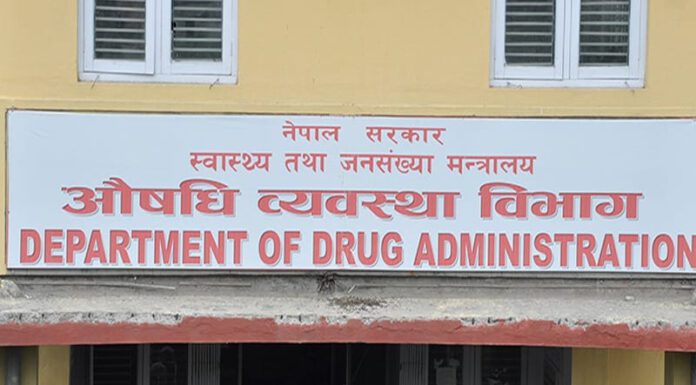६ कम्पनीका स्यानिटाइजरमा विषाक्त रसायन भेटिएपछि बिक्रीमा प्रतिबन्ध