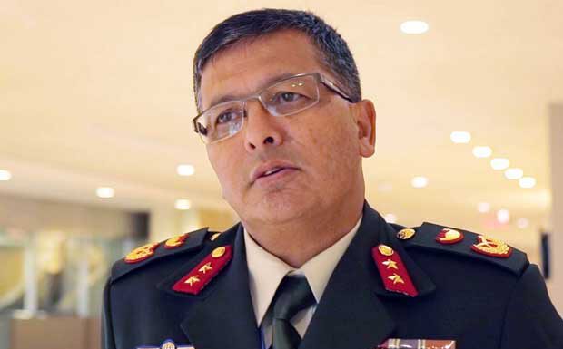 पूर्वसेनापति थापाले पारिदिए माधवलाई नांगेझार