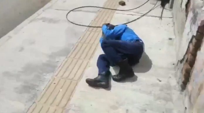 रथयात्रा झडपमा ढुंगा हान्ने युट्युबर पक्राउ