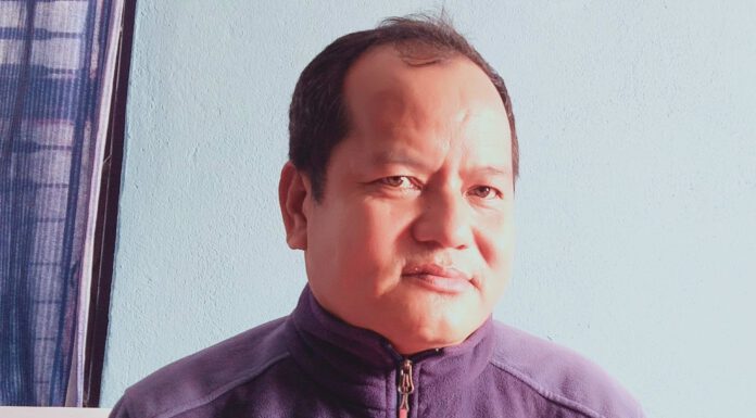 मतमाग्ने क्रममा जनताको दैलोमा गरेका सबै प्रतिवद्धता पुरा गरिसकेको छु: रामवहादुर तामाङ, वडाध्यक्ष,कमलामाई नगरपालिका