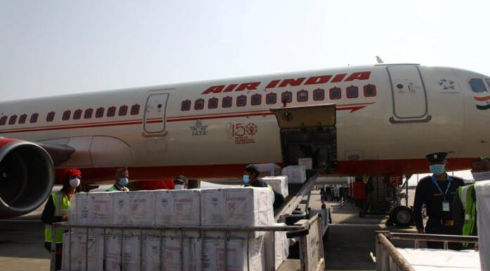 नेपालमा कोरोना भाइरसविरुद्धको १० लाख डोज खोप आयो