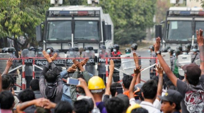 म्यानमारको सेनाले चलाएको फेसबुक र इन्स्टाग्राम बन्द