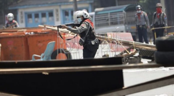 म्यानमारको प्रदर्शनमा गोली लागेर एकै दिन १८ आन्दोलनकारीको मृत्यु
