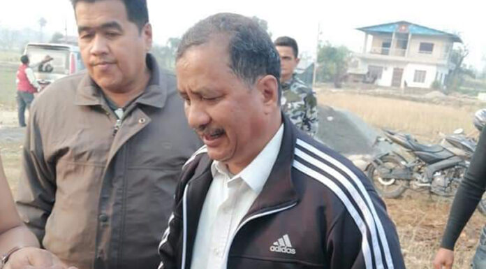 प्रधानमन्त्रीलाई भेट्न नेकपा महासचिव विप्लव बालुवाटार प्रवेश