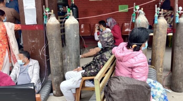 पोखराका अस्पताल कोरोना संक्रमितले भरिए