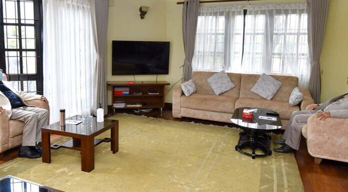 आज साँझ ६ बजे ओली र नेपालबीच भेटवार्ता हुने