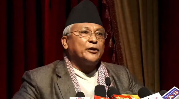 नेपालको पुरानो नक्सा छापेर बिक्री गरिएका पाठ्यपुस्तक जफत गर्न शिक्षामन्त्रीको निर्देशन