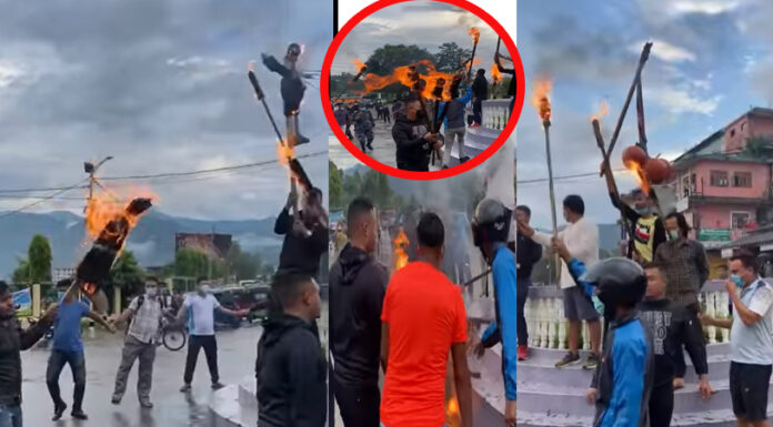 सिन्धुलीमा युवाहरुले जलाए प्रधानन्याधीसको पुत्ला