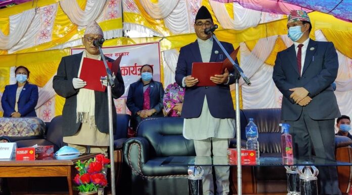 लुम्बिनी प्रदेशको मुख्यमन्त्रीमा केसीले लिए शपथ
