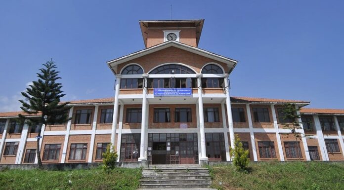 विरोधका बाबजुद परीक्षा, त्रिवि भन्छः विद्यार्थी आफै सचेत हुनुपर्छ