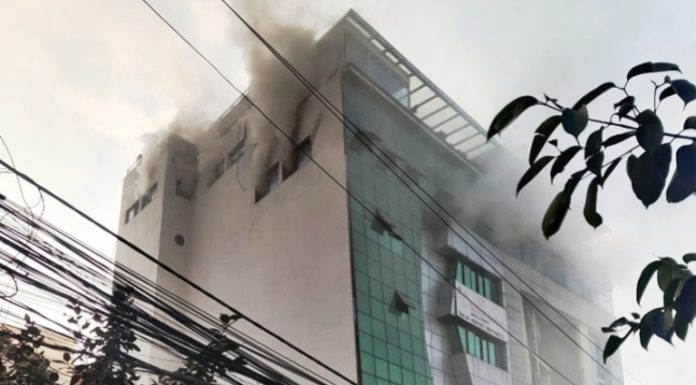 बानेश्वरस्थित इन्द्रेणी कम्प्लेक्समा आगलागी