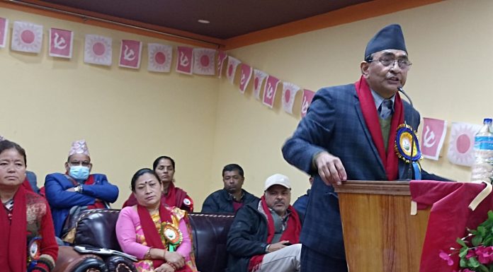 एमालेलाई स्पष्ट बहुमत दिलाउन एकढिक्का हुनुपर्नेमा पोलिटव्युरो सदस्य कमल चौलागाईको जोड