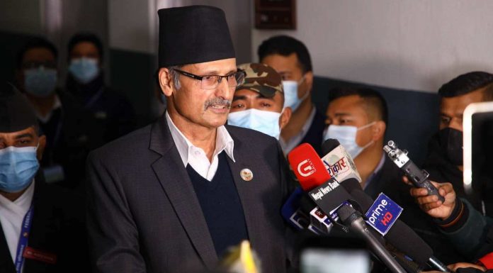 एमससी संसदमा टेवल गर्न राजी भए सभामुख सापकोटा