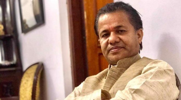 पार्टी कारबाहीपछि कर्ण मल्लले गरे प्रदेश सांसदबाट राजीनामा घोषणा