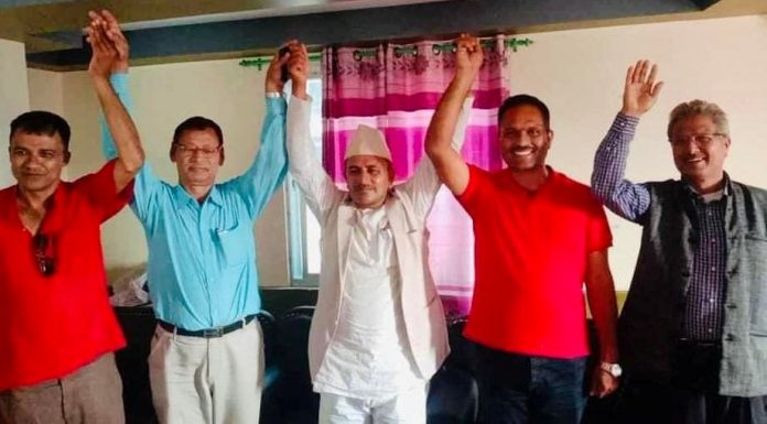 सिन्धुलीमा माधव नेपाल र बाबुराम भट्टराईको दललाई आउट गरेर कांग्रेस- माओवादीबीच गठबन्धन