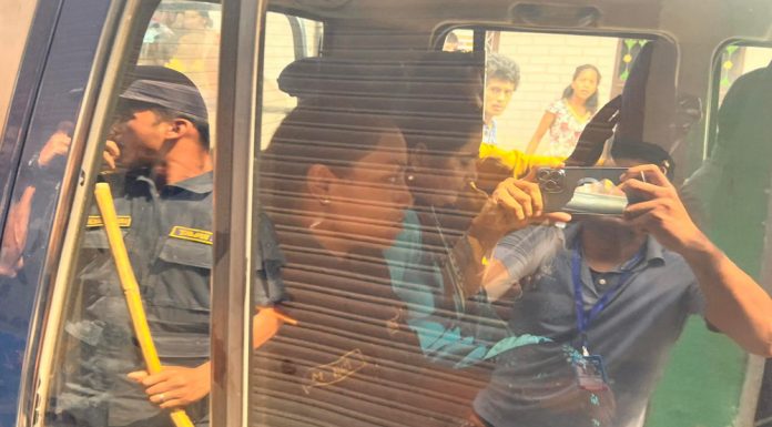 लुम्बिनी प्रदेश स्वास्थ्य राज्यमन्त्री विमला वली प्रहरी नियन्त्रणमा