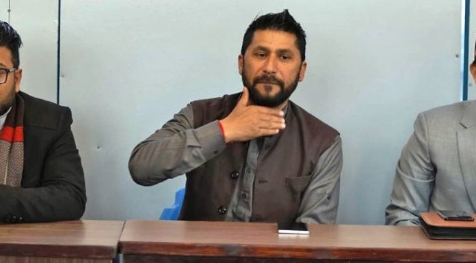 गृह मन्त्रालय नपाएको झोंकमा सरकारबाट फिर्ता हुन लागेको रास्वपा किन रोकियो ?