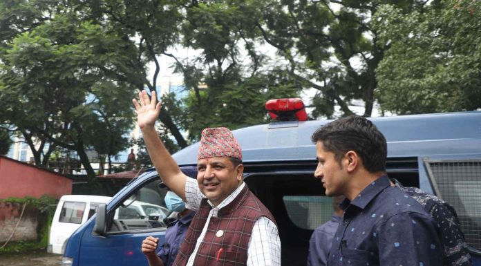 नेपाली कांग्रेसका सांसद सुनिल शर्मा थुनामुक्त, गृहमन्त्री नारायणकाजी श्रेष्ठलाई आतंककारी संज्ञा दिँदै फेरि मागे राजीनामा