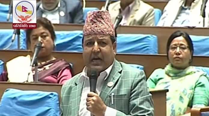 गृहमन्त्रीले राजीनामा नदिए संसदमै आमरण अनशन बस्छु : सांसद शर्मा