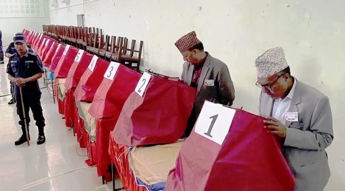 एमालेको बागमती प्रदेश अधिवेशनमा नेतृत्व चयनका लागि मतदान जारी