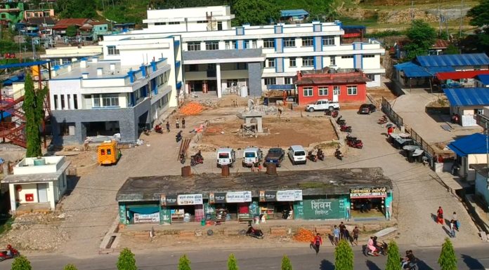 स्वास्थ्य बिमा बोर्डले रकम भुक्तानी नगरेपछि सिन्धुली अस्पतालमा समस्यै समस्या