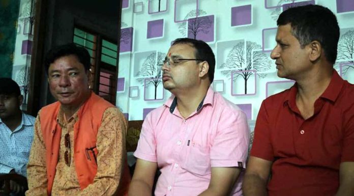 गलत प्रवृत्तिका बिरुद्ध पत्रकारले निर्भिक भएर कलम चलाउनु पर्छः एमाले प्रचार विभाग प्रमुख घिसिङ