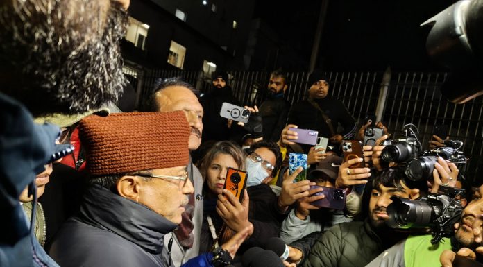 पूर्ण बहादुर खड्काले भने-आयोगको निर्णय षड्यन्त्रपूर्ण छ, हामी मान्दैनौं